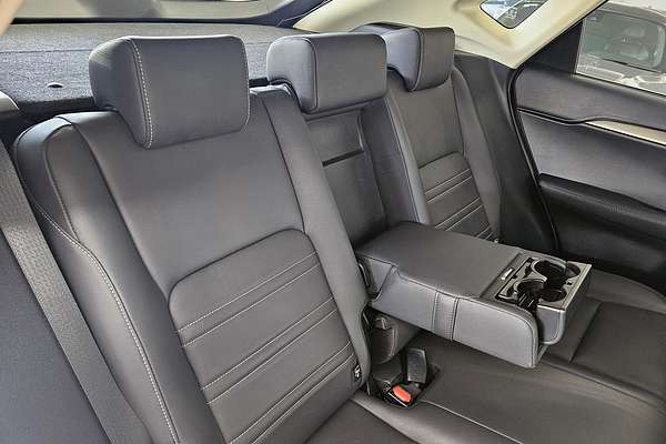 2021 Lexus NX NX300h Luxury AYZ10R