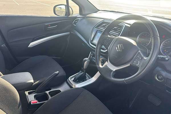 2019 Suzuki S-Cross Turbo JY