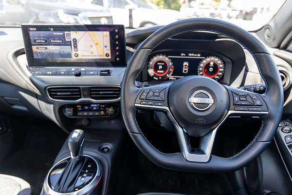 2024 Nissan JUKE ST-L F16