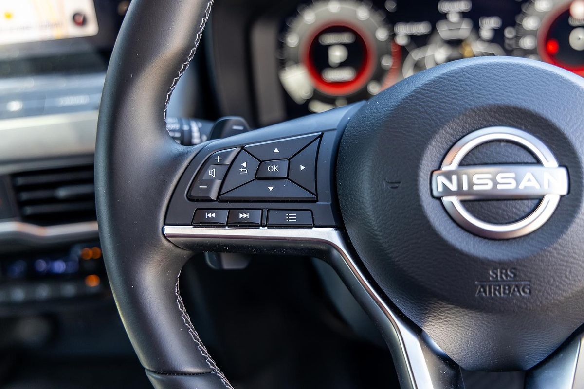 2024 Nissan JUKE ST-L F16