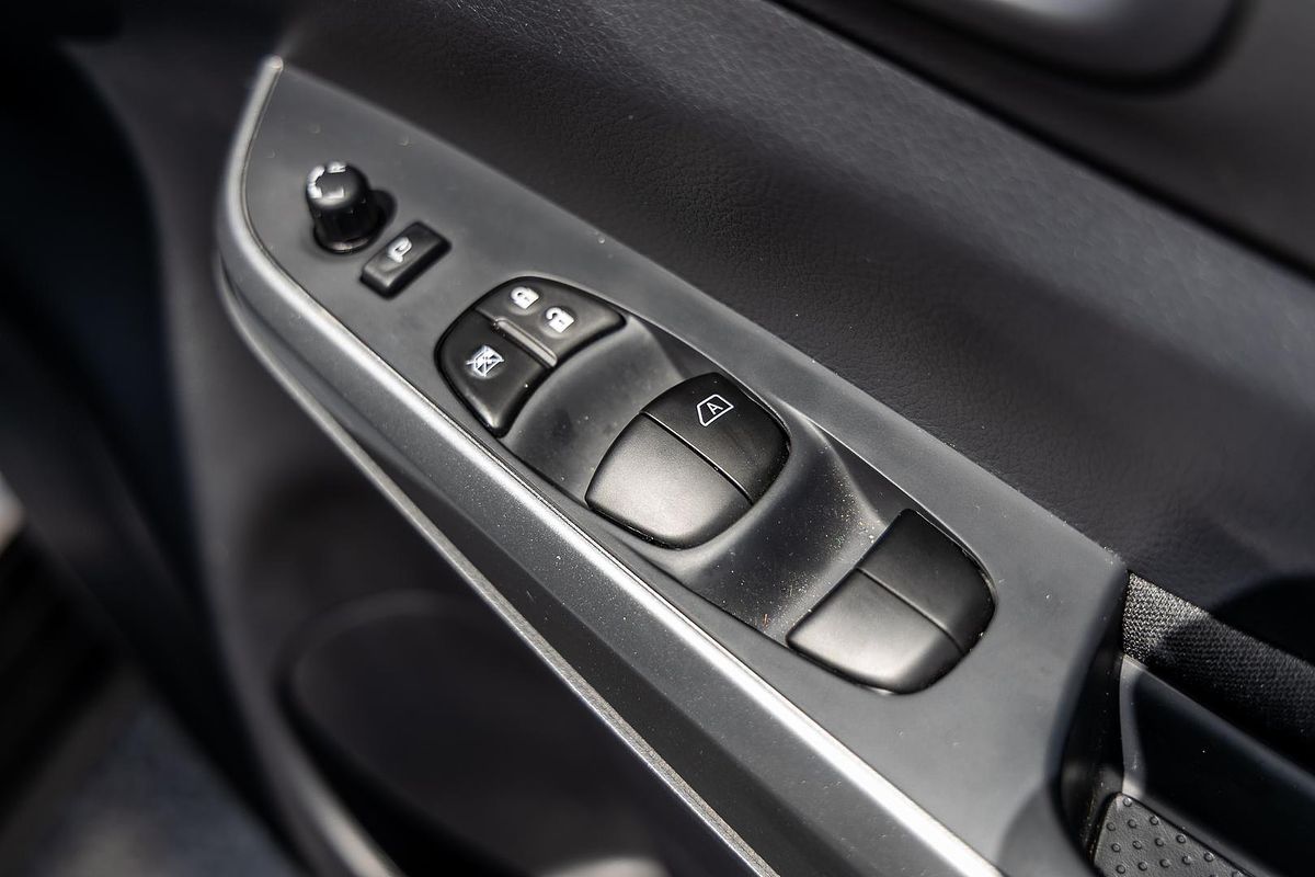 2024 Nissan Navara ST-X D23 4X4
