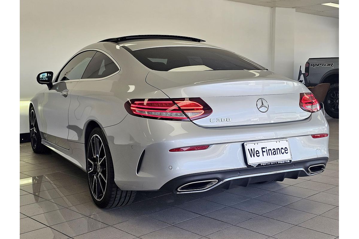 2019 Mercedes-Benz C-Class C300 C205