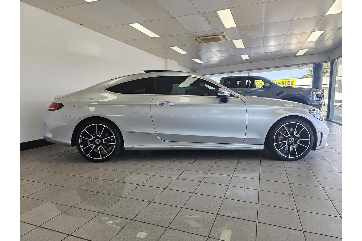 2019 Mercedes-Benz C-Class C300 C205