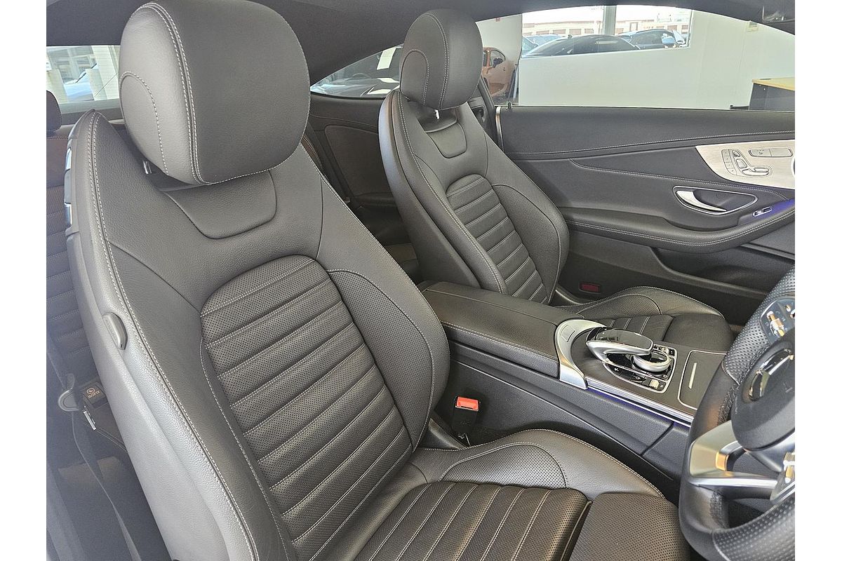 2019 Mercedes-Benz C-Class C300 C205