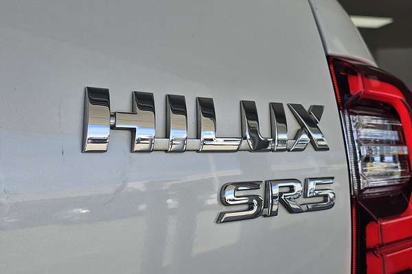 2020 Toyota Hilux SR5 GUN126R 4X4