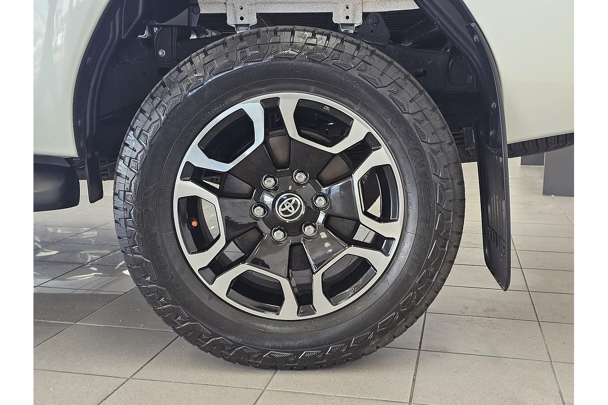 2020 Toyota Hilux SR5 GUN126R 4X4