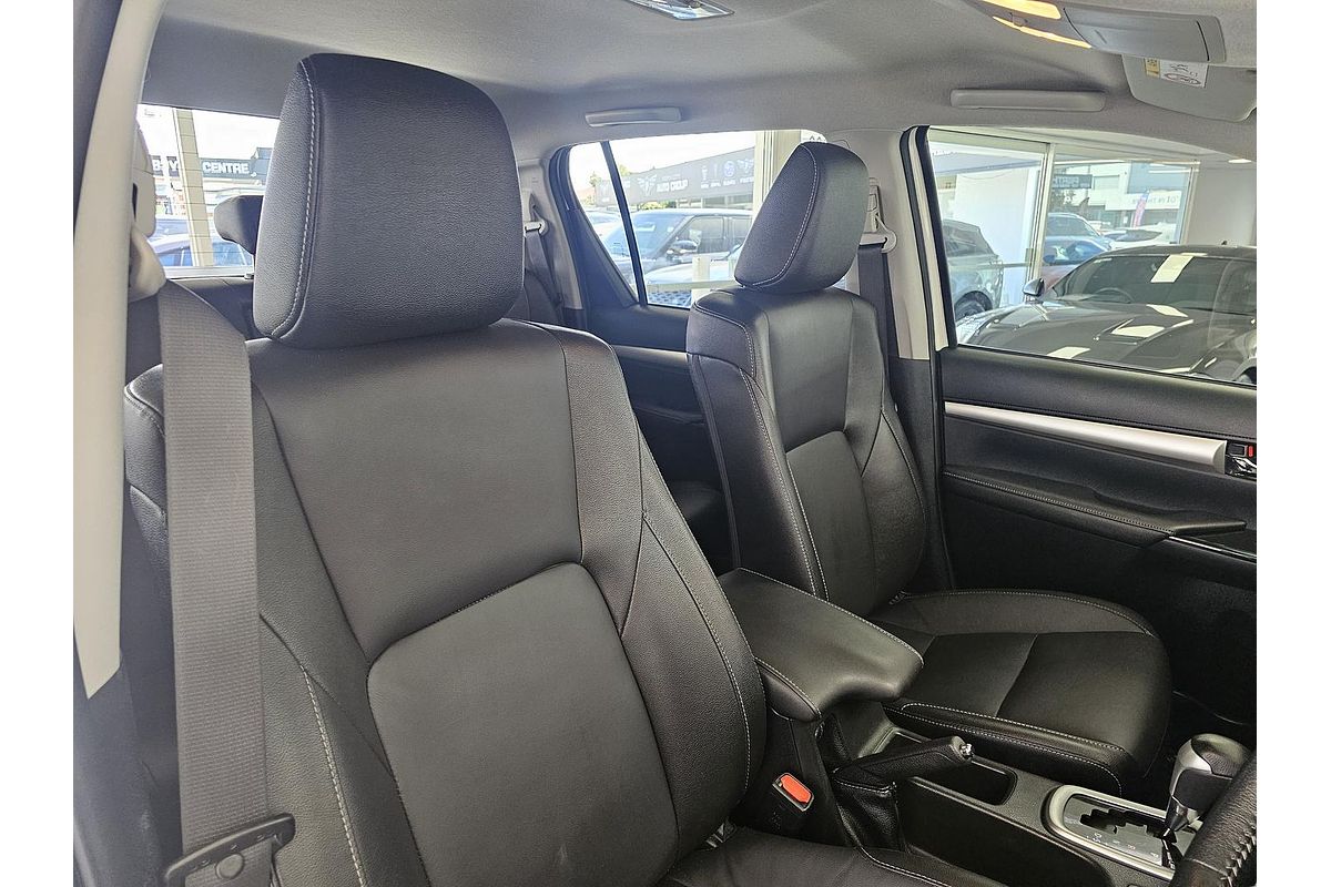 2020 Toyota Hilux SR5 GUN126R 4X4