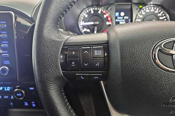 2020 Toyota Hilux SR5 GUN126R 4X4