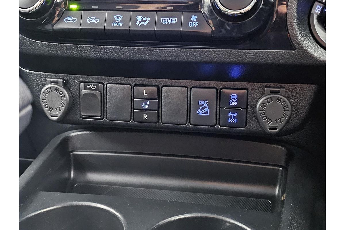 2020 Toyota Hilux SR5 GUN126R 4X4