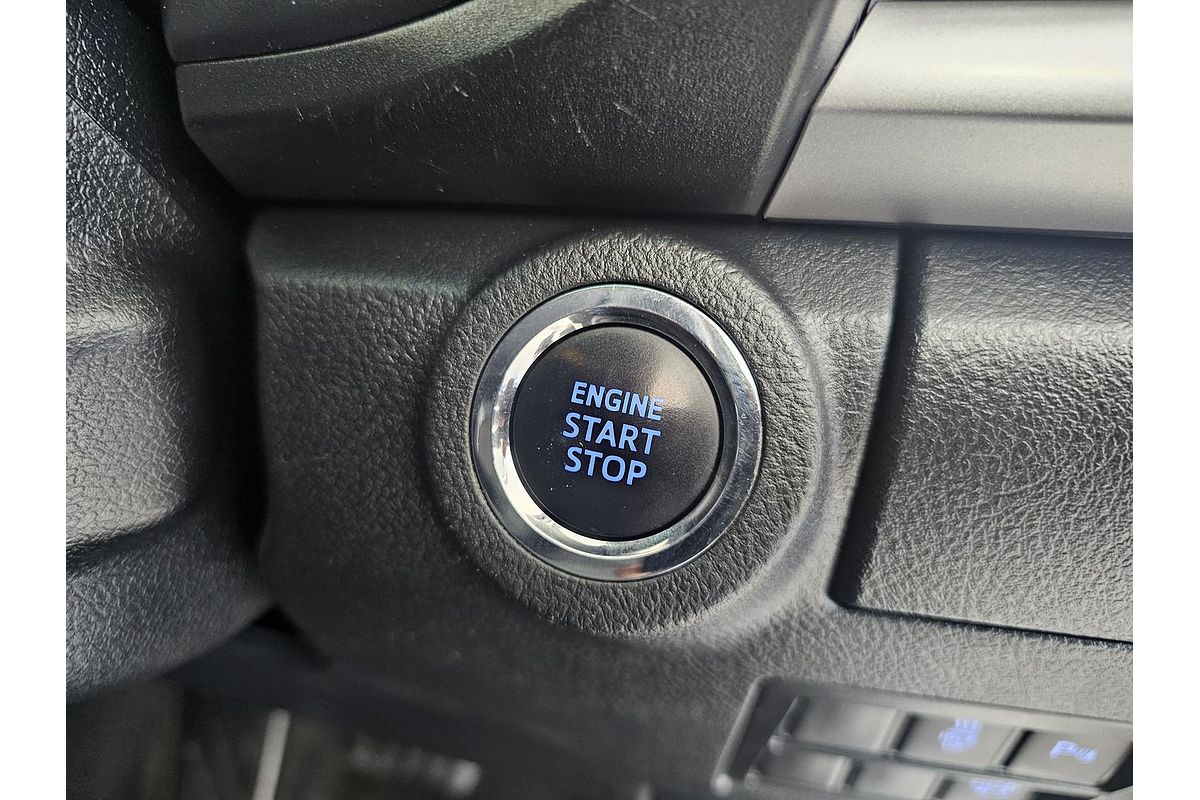 2020 Toyota Hilux SR5 GUN126R 4X4