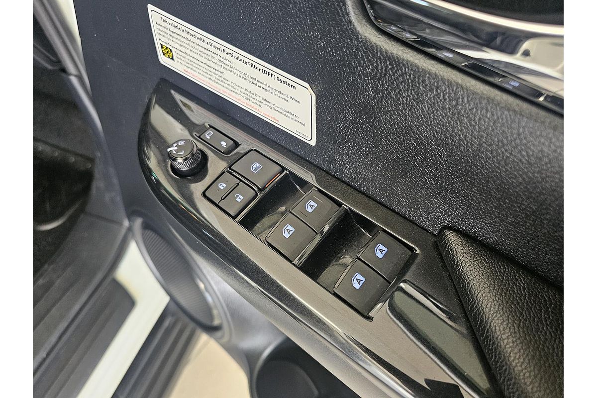 2020 Toyota Hilux SR5 GUN126R 4X4