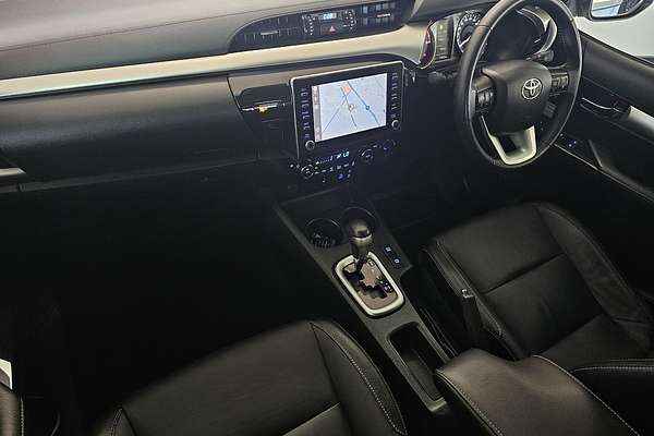 2020 Toyota Hilux SR5 GUN126R 4X4