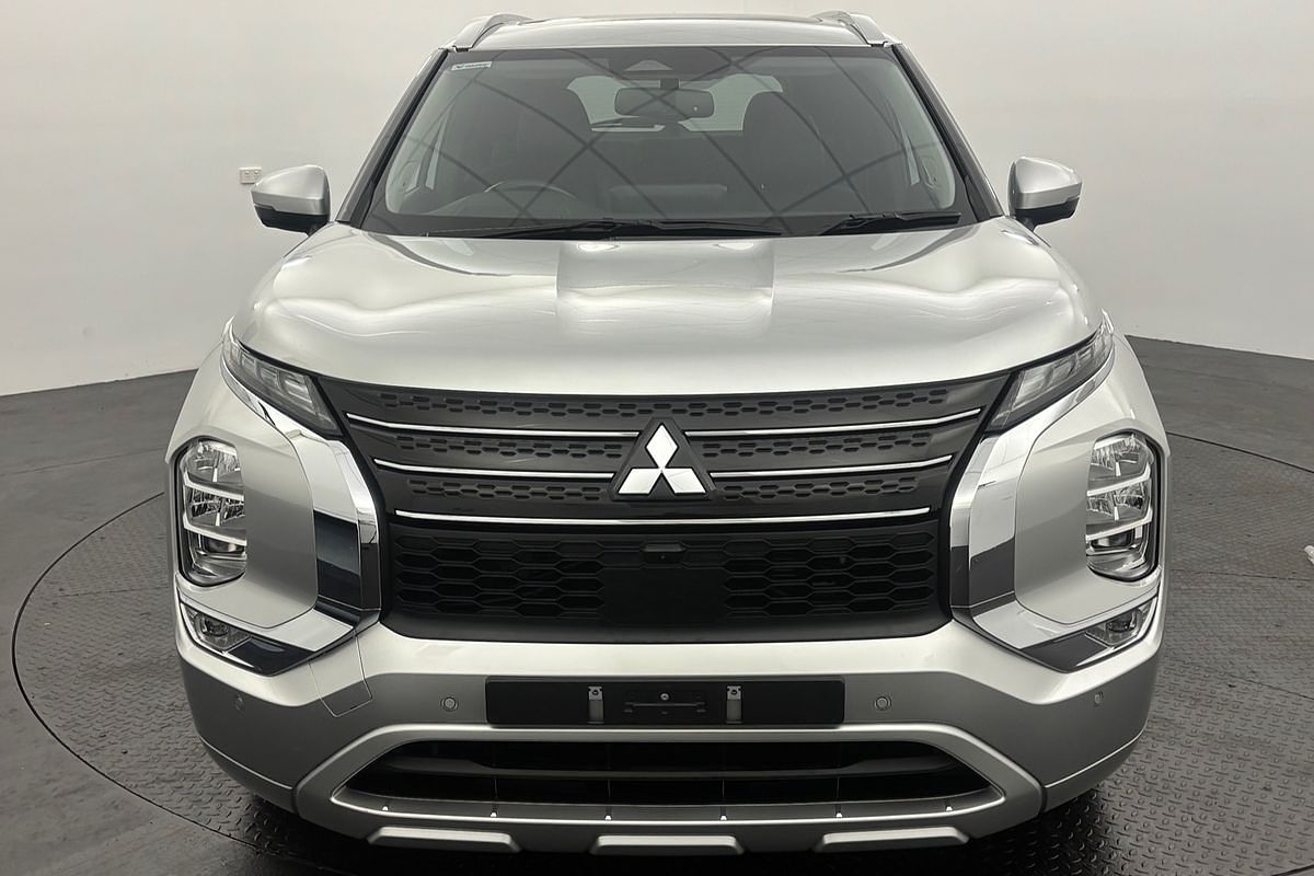 2022 Mitsubishi Outlander PHEV Exceed ZM