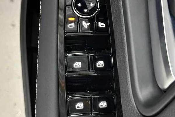 2025 Nissan Ariya Advance FE0