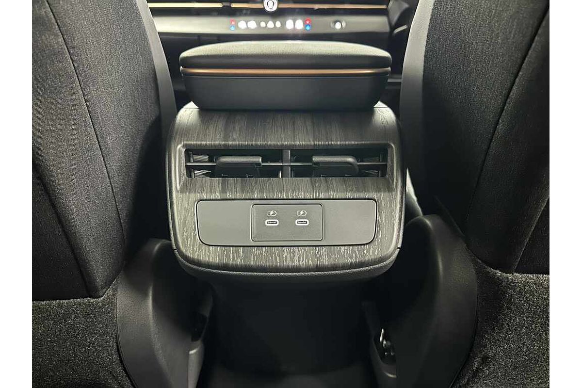 2025 Nissan Ariya Advance FE0