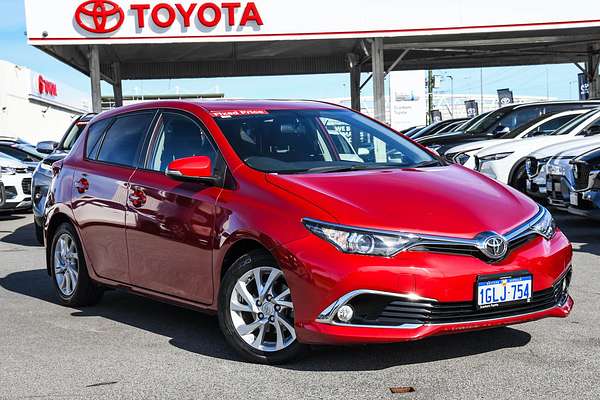 2017 Toyota Corolla Ascent Sport ZRE182R