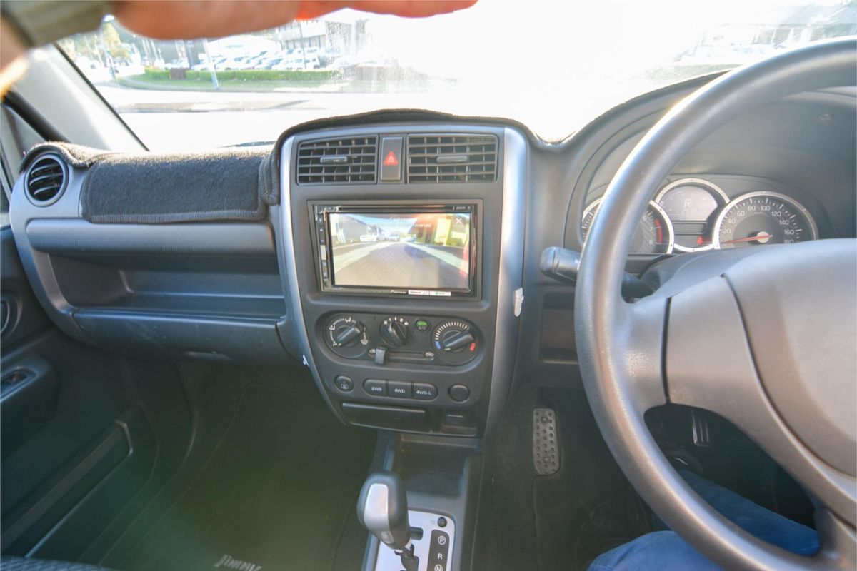 2015 Suzuki Jimny MY15