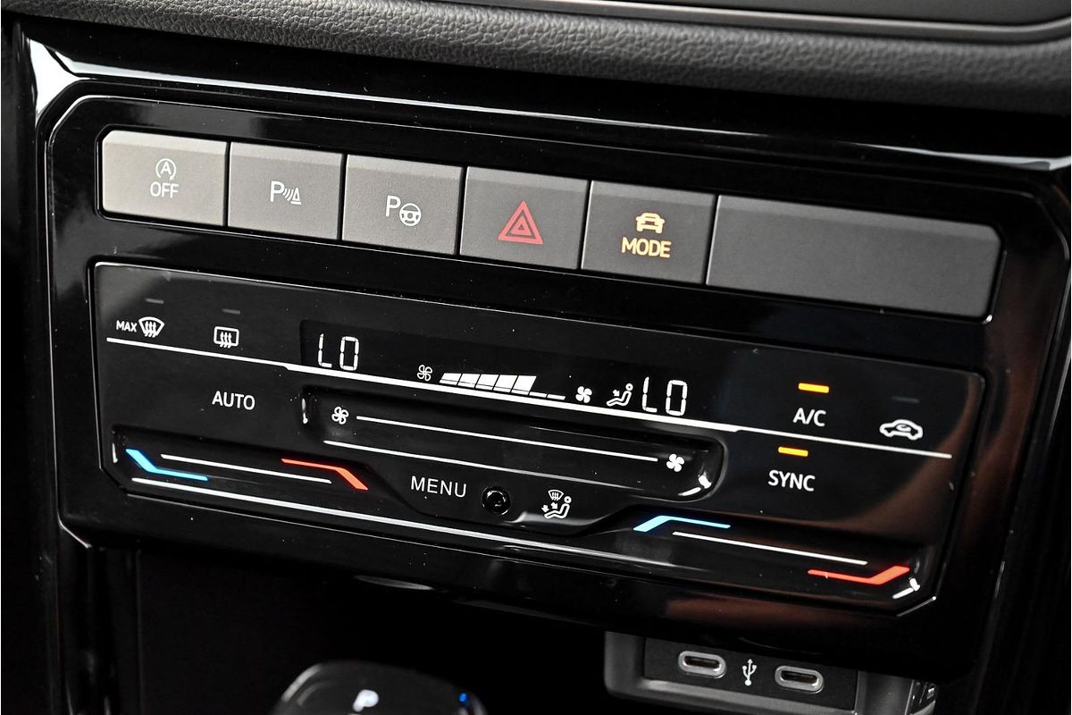2025 Volkswagen T-Cross 85TSI R-Line D31