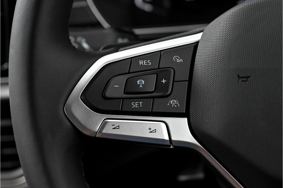 2025 Volkswagen T-Cross 85TSI R-Line D31
