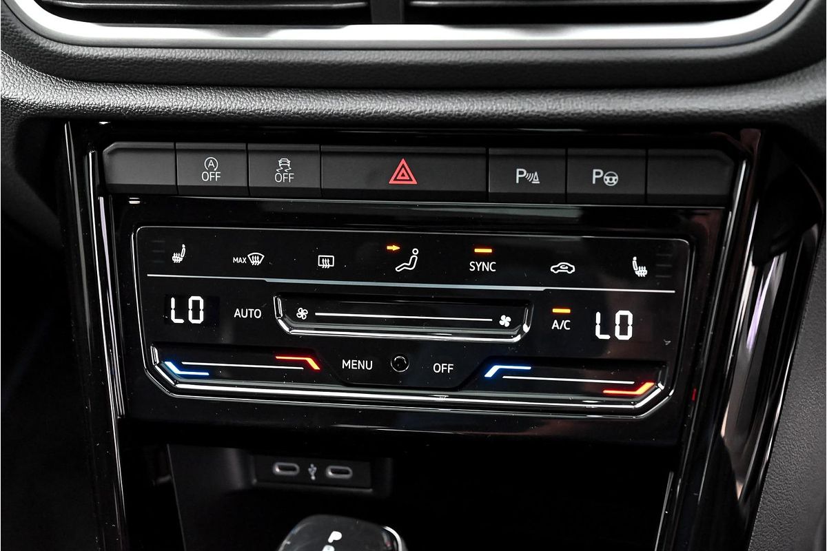 2024 Volkswagen T-Roc R D11