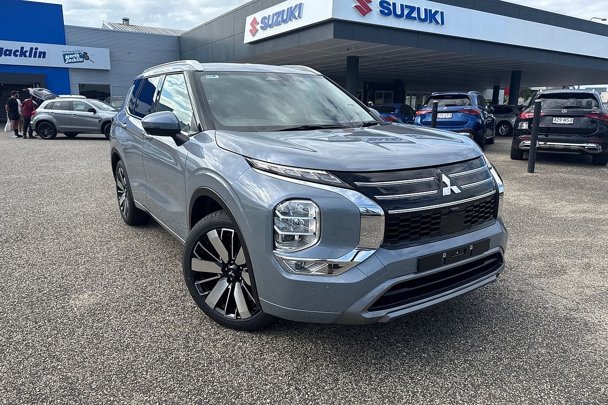 2025 Mitsubishi Outlander Exceed ZM