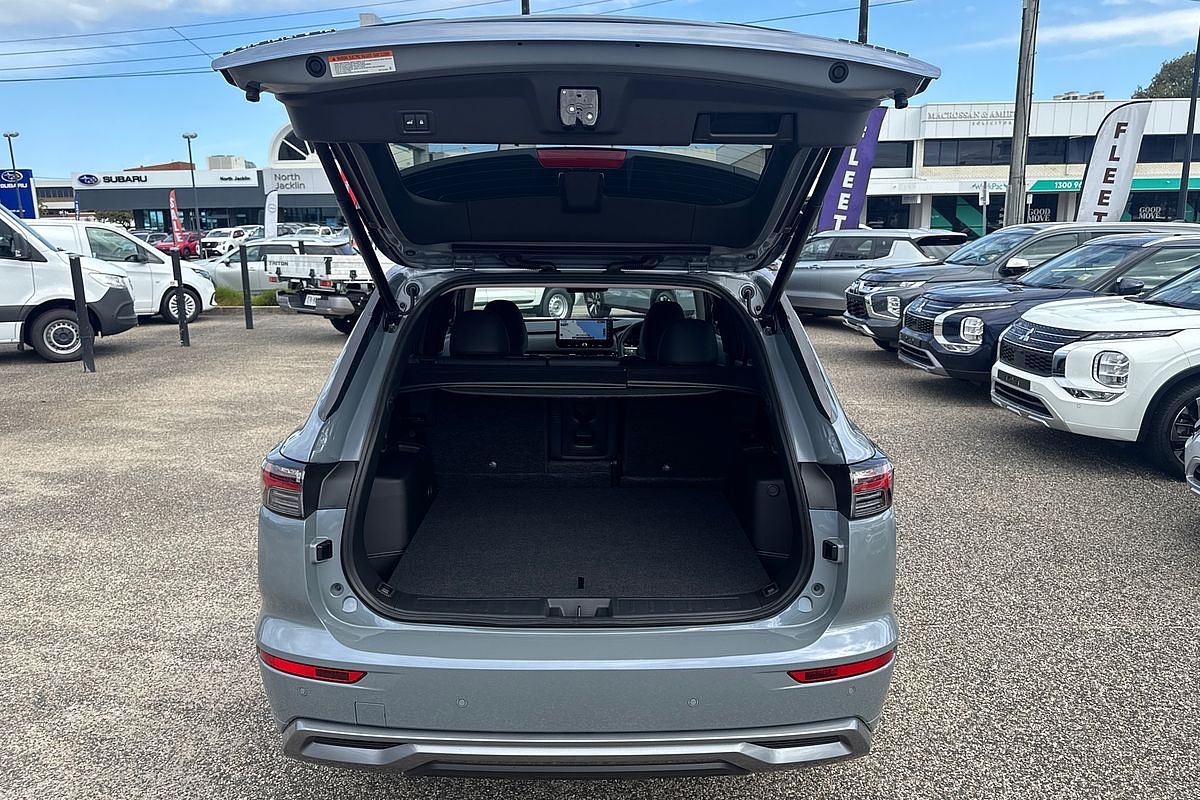 2025 Mitsubishi Outlander Exceed ZM