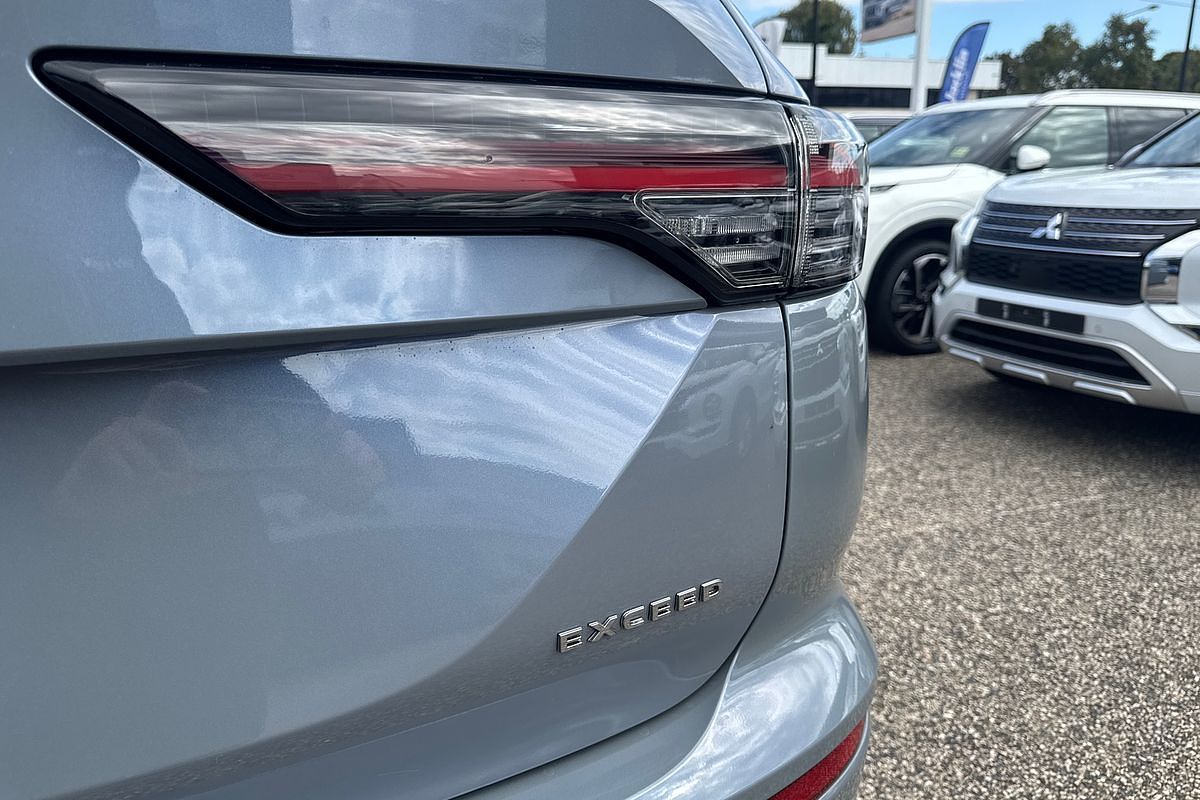 2025 Mitsubishi Outlander Exceed ZM