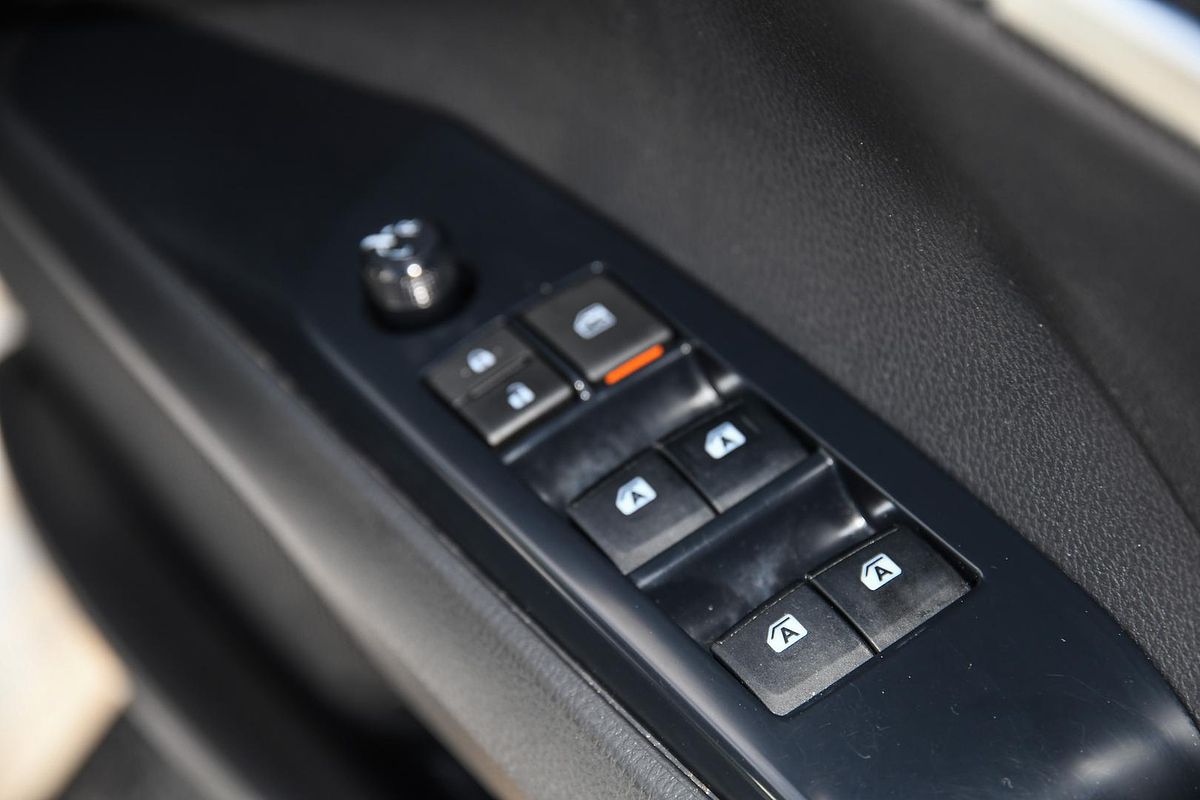 2019 Toyota Camry Ascent Sport AXVH71R