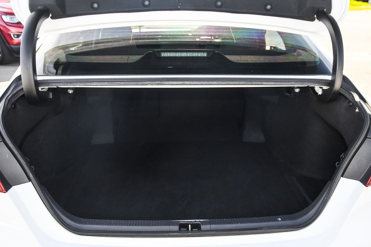 2019 Toyota Camry Ascent Sport AXVH71R
