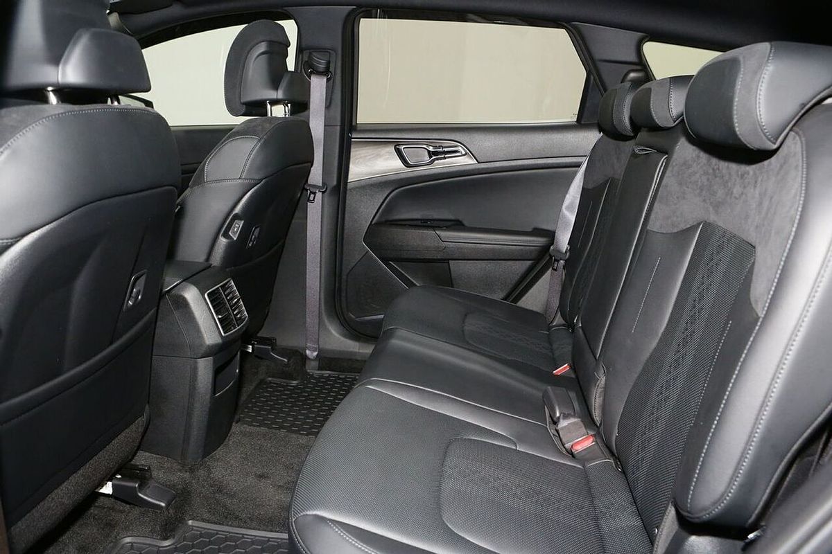 2022 Kia Sportage GT-Line NQ5