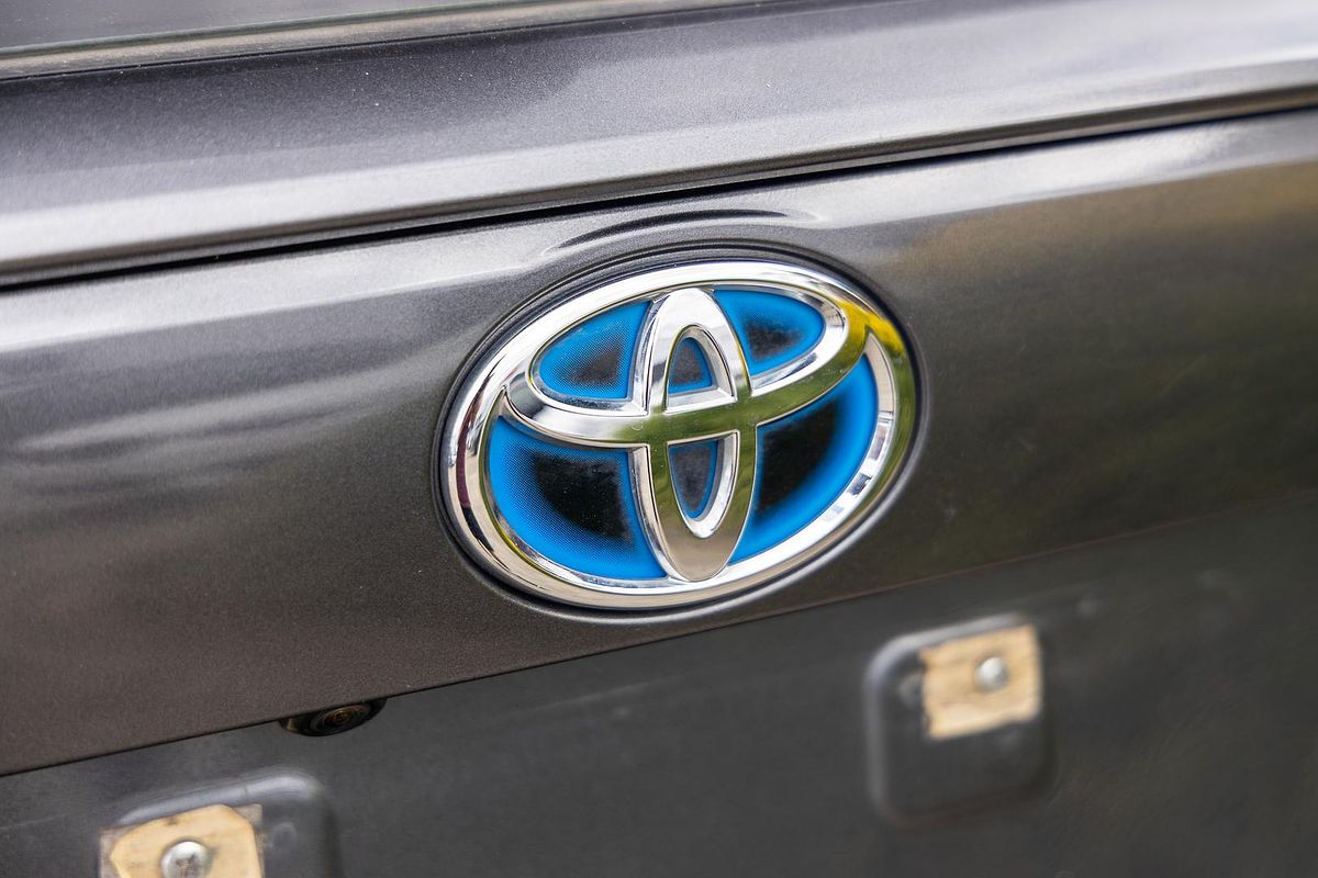 2021 Toyota RAV4 GX AXAH54R