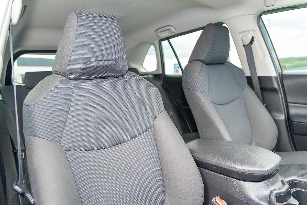 2021 Toyota RAV4 GX AXAH54R