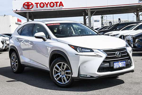 2016 Lexus NX LUXURY (FWD) AGZ10R