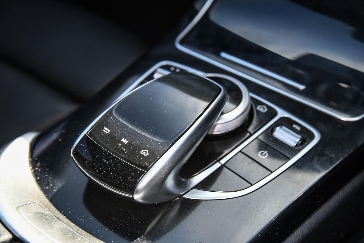 2020 Mercedes-Benz C-Class C200 W205