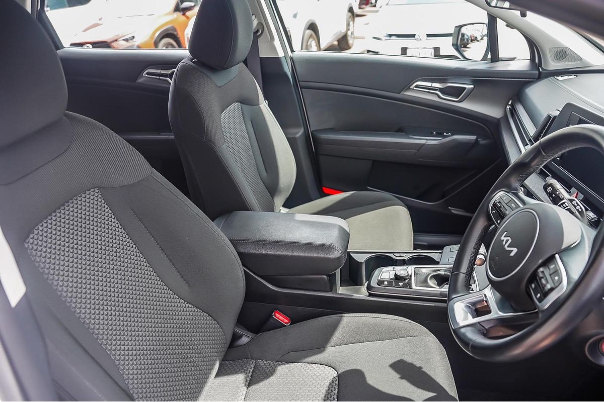 2024 Kia Sportage S NQ5