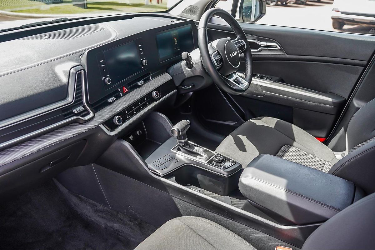 2024 Kia Sportage S NQ5