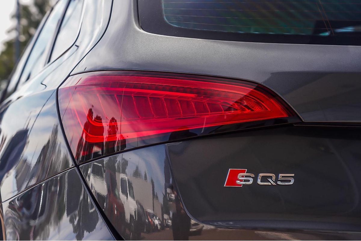 2014 Audi SQ5 TDI 8R