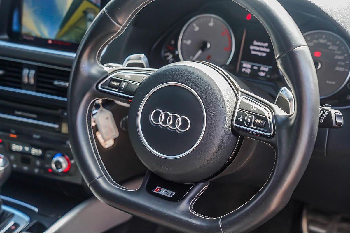 2014 Audi SQ5 TDI 8R