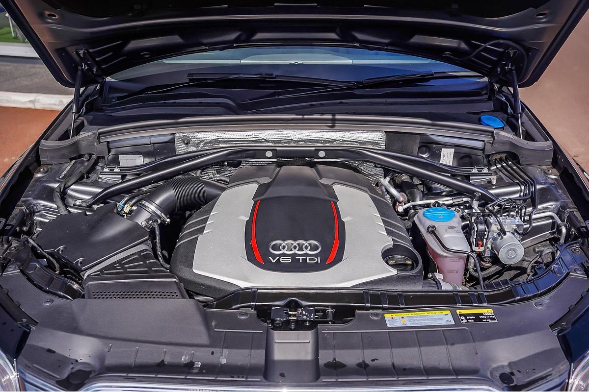 2014 Audi SQ5 TDI 8R