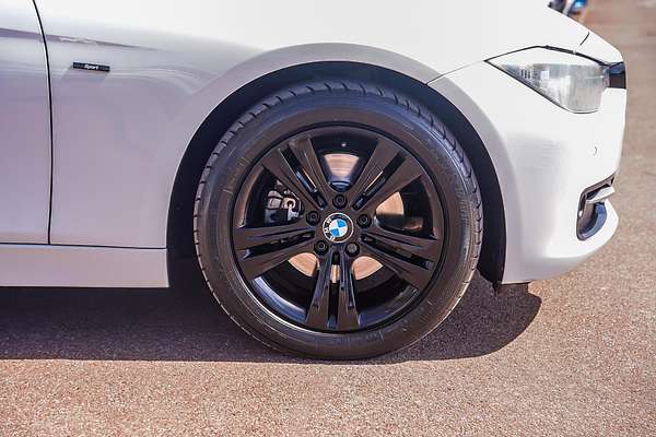 2012 BMW 3 Series 320d F30