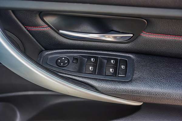 2012 BMW 3 Series 320d F30