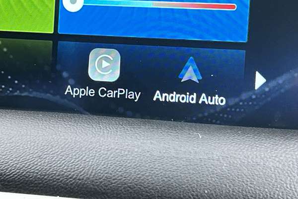 2022 MG HS Vibe SAS23