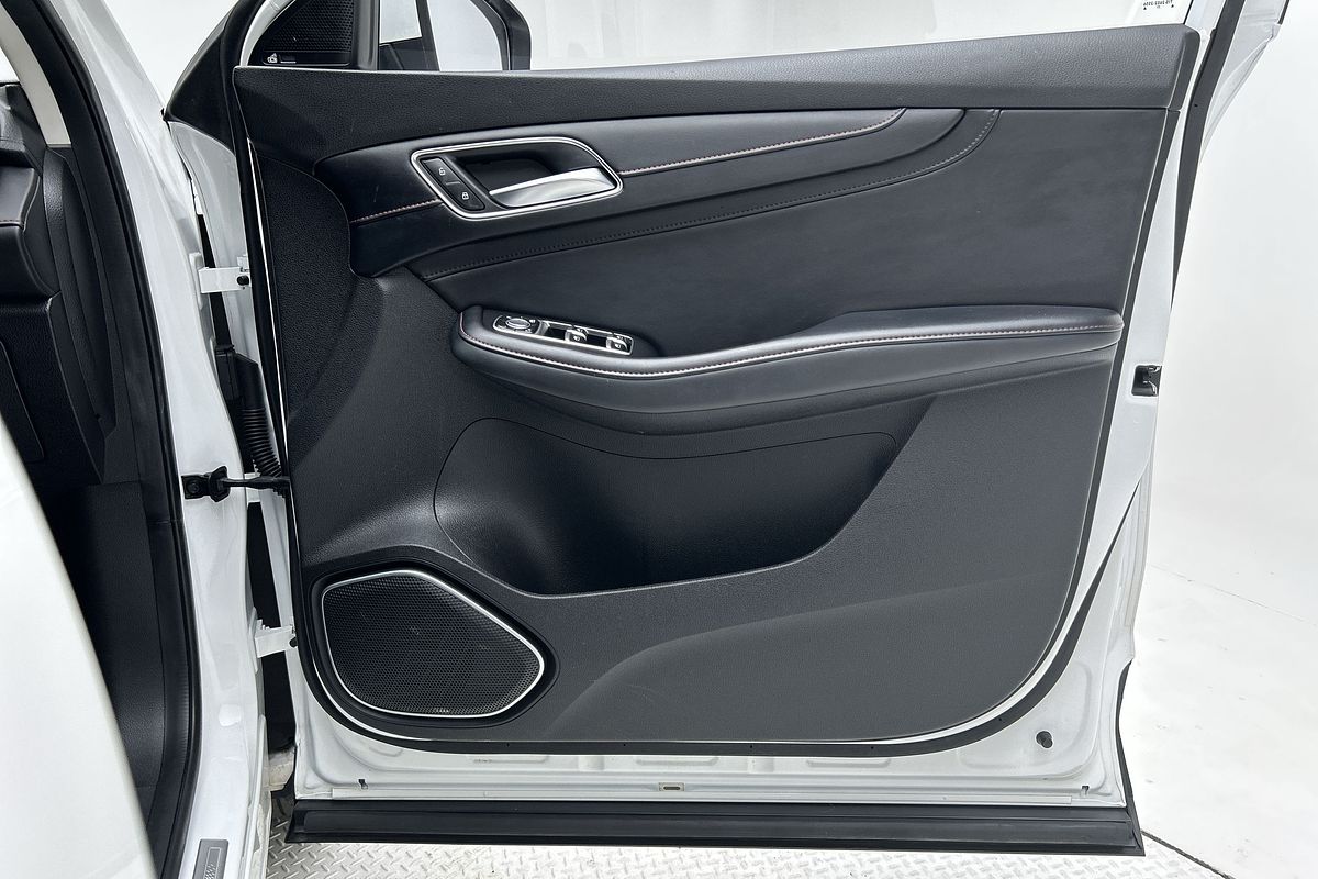 2022 MG HS Vibe SAS23