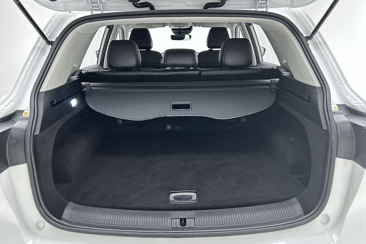 2022 MG HS Vibe SAS23