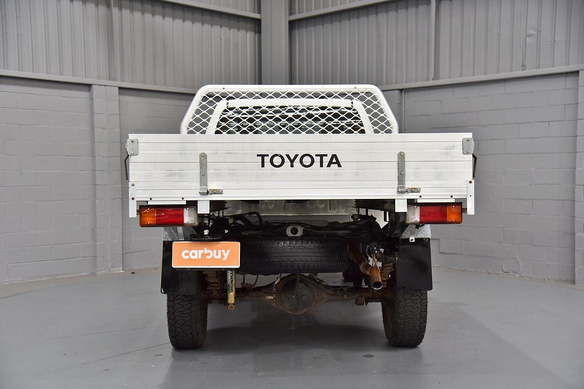 2018 Toyota Hilux SR GUN126R 4X4