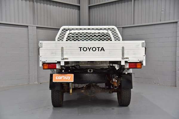 2018 Toyota Hilux SR GUN126R 4X4