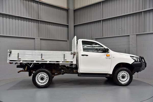2018 Toyota Hilux SR GUN126R 4X4