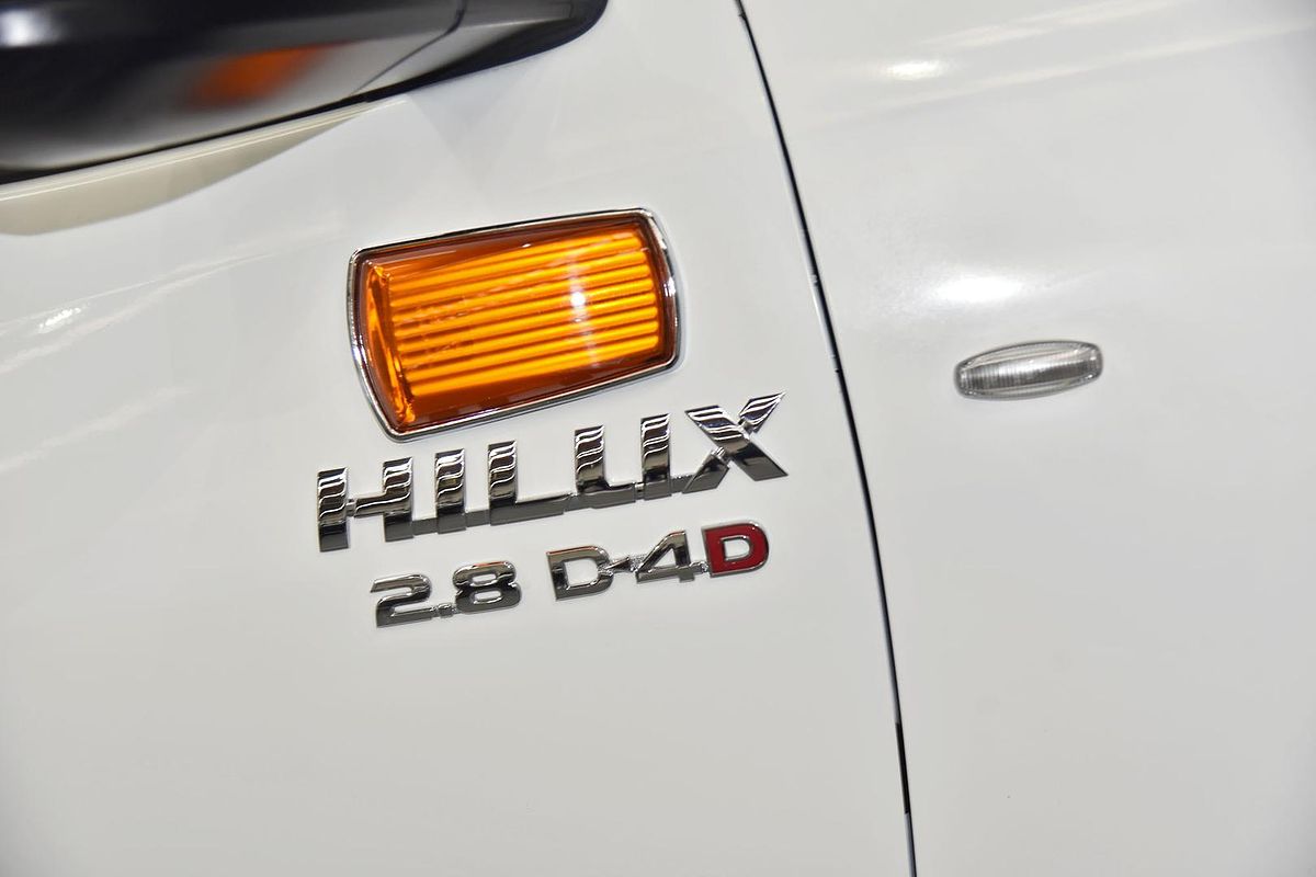 2018 Toyota Hilux SR GUN126R 4X4