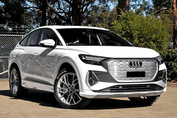 2025 Audi Q4 e-tron 55 F4