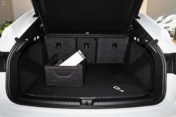 2025 Audi Q4 e-tron 55 F4